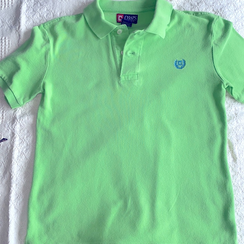 Chaps boys polo shirt size 10-12. Green.